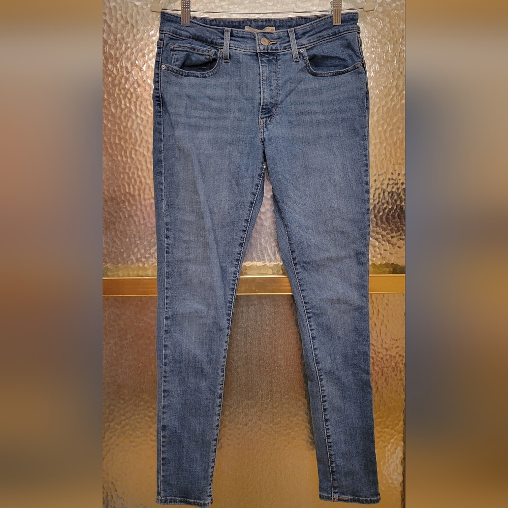 Levi's 711 skinny jeans